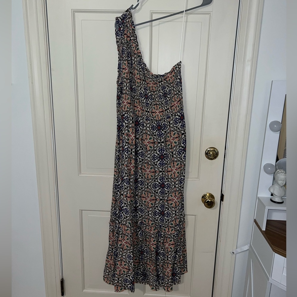 Knox Rose One-Shoulder Dress in Navy and Peach